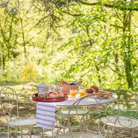 Semesterbostad Lou Pastellou, Maison Rustique Independant, Avec Jardin, Ideal Familles, Proche Centre De Figeac